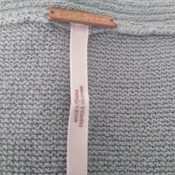 Free People slate grey V neck sweater tunic size X - Picture 2 of 8